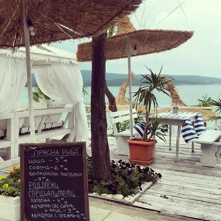 Ashram Otel Primorsko