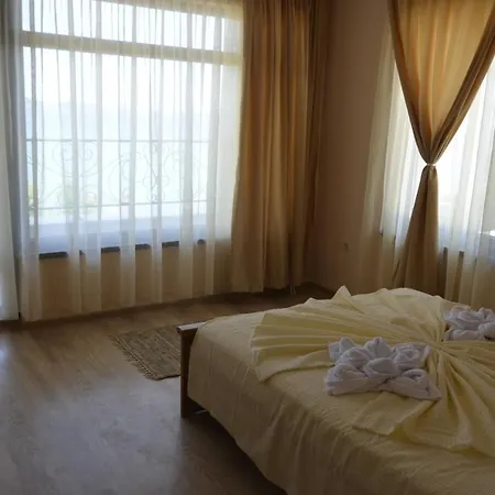 Ashram 3* Primorsko